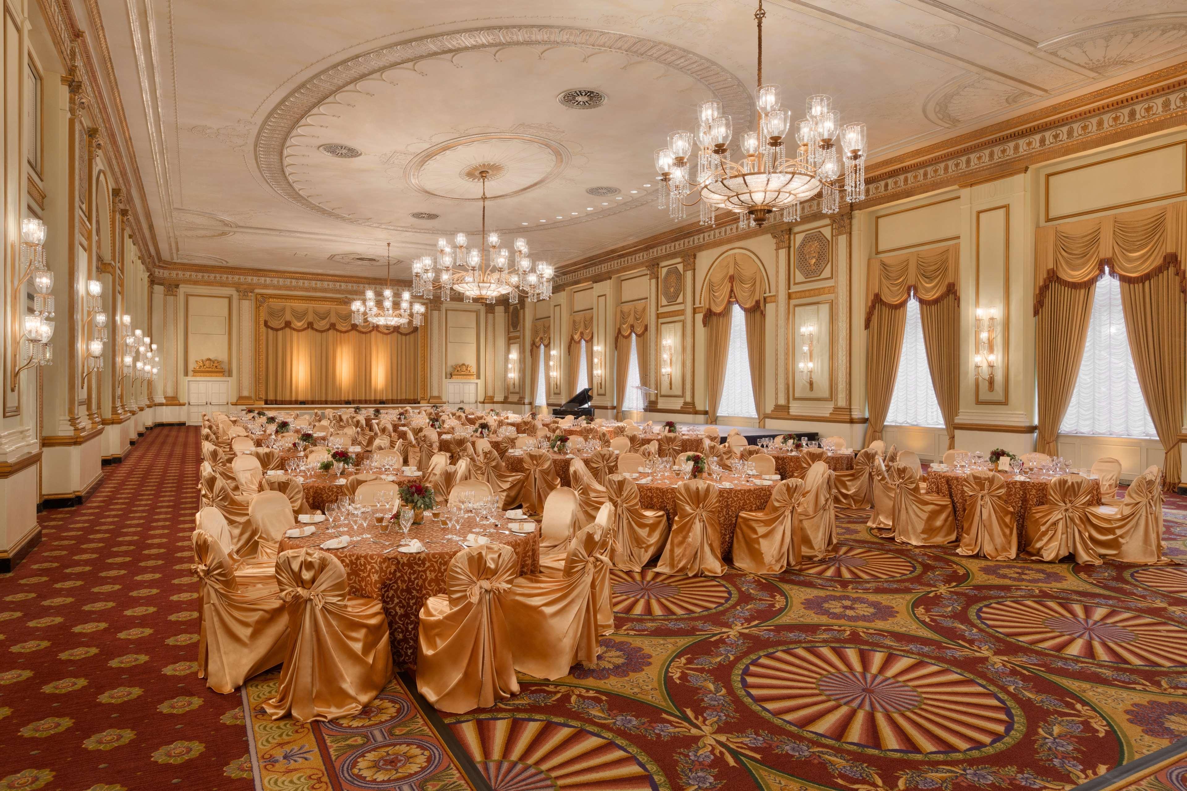 Fairmont Hotel Vancouver Exteriör bild The Grand Ballroom